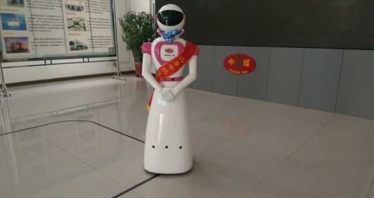 機器人迎賓.jpg